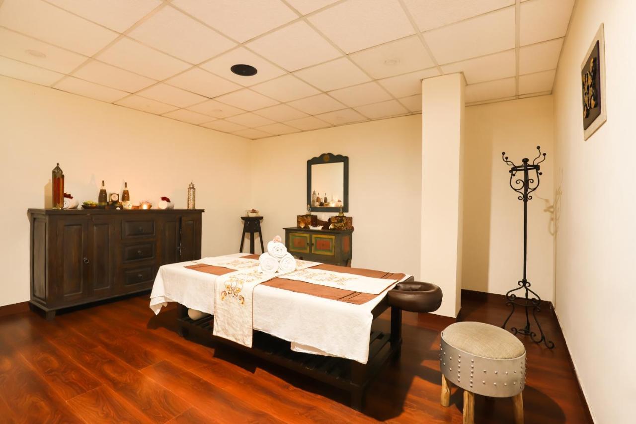 The Fern Denzong Hotel & Spa Gangtok, Sikkim Bagian luar foto